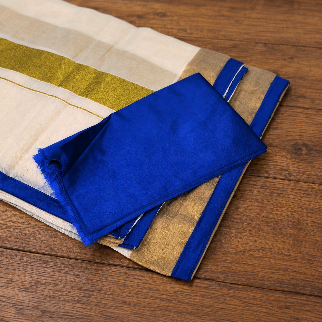 Traditional Dhavani Set